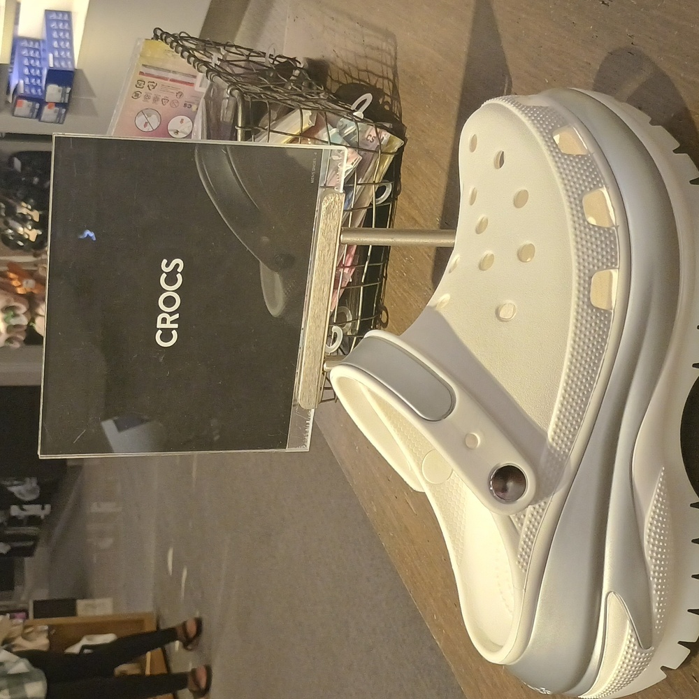 Nordstrom - Picture 3 of 10